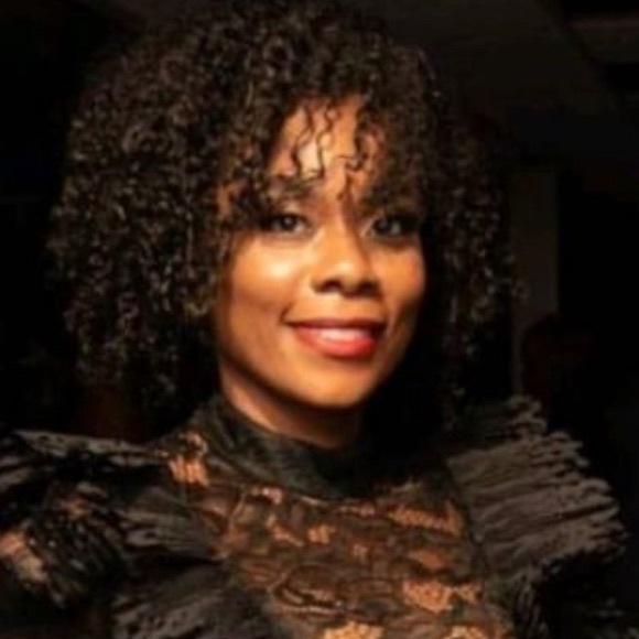 Meet your Posher, Kim! - Picture 1 of 1